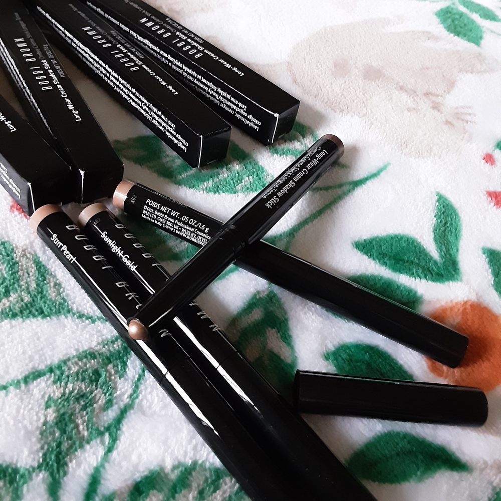 Bobbi Brown Eyeshadow Stick Set With Makeup Pouch - Picture 7 of 9